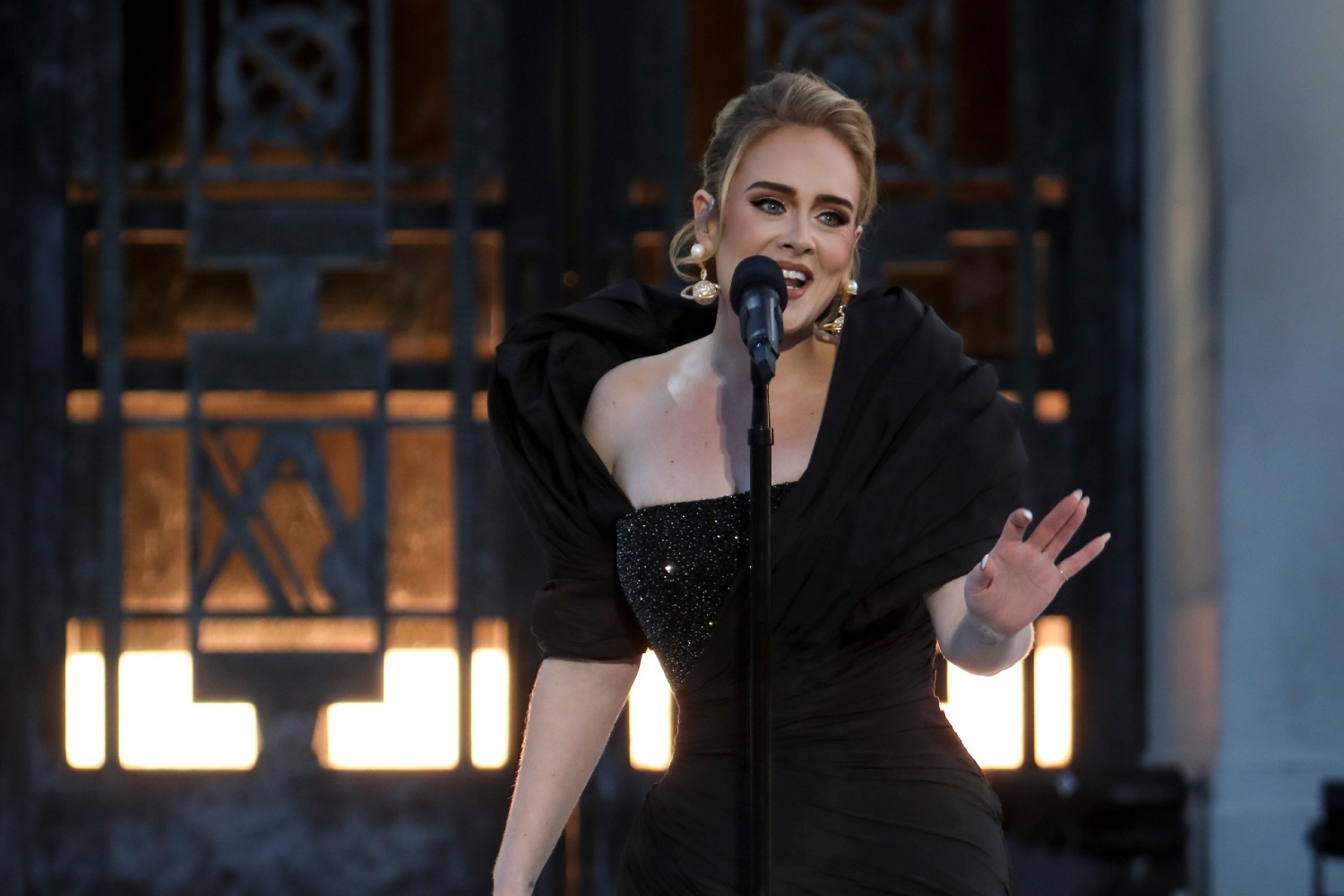 Η Adele στη λίστα του TIME με τους 100 πιο επιδραστικούς ανθρώπους για το 2022